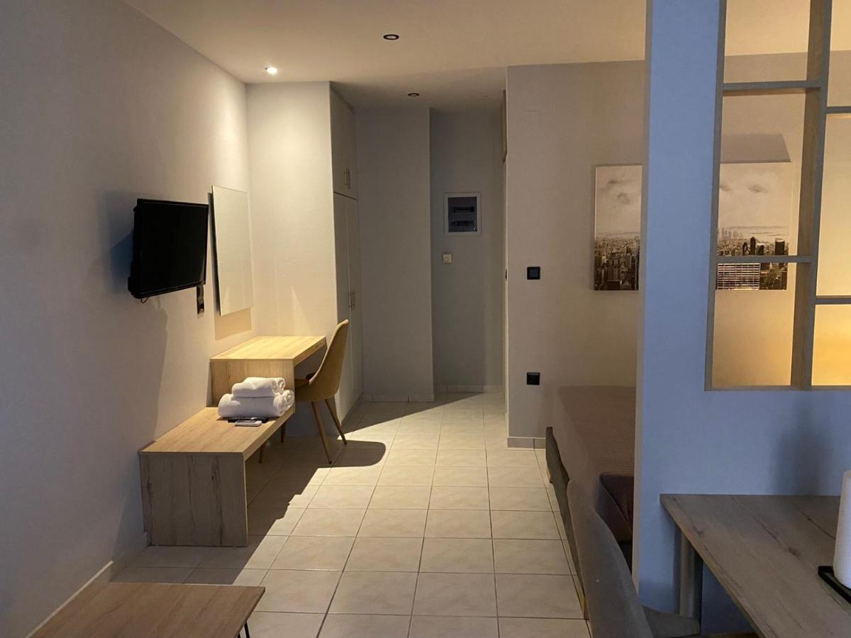 Appartement Downtown Corner à Kalamata Extérieur photo